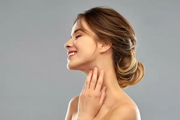 inductores de colageno para rejuvenecimiento de cuello en Bilbao